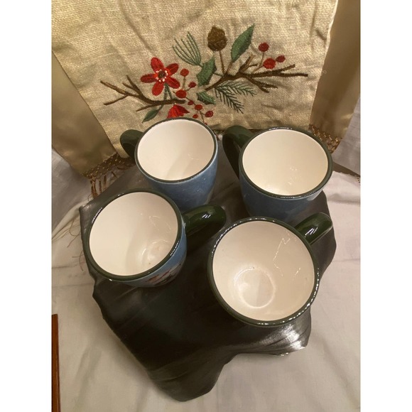 Oneida, Set of 4 Christmas/Snowman/Holiday Mugs/Cups. Two designs of Snow Family - Picture 13 of 15